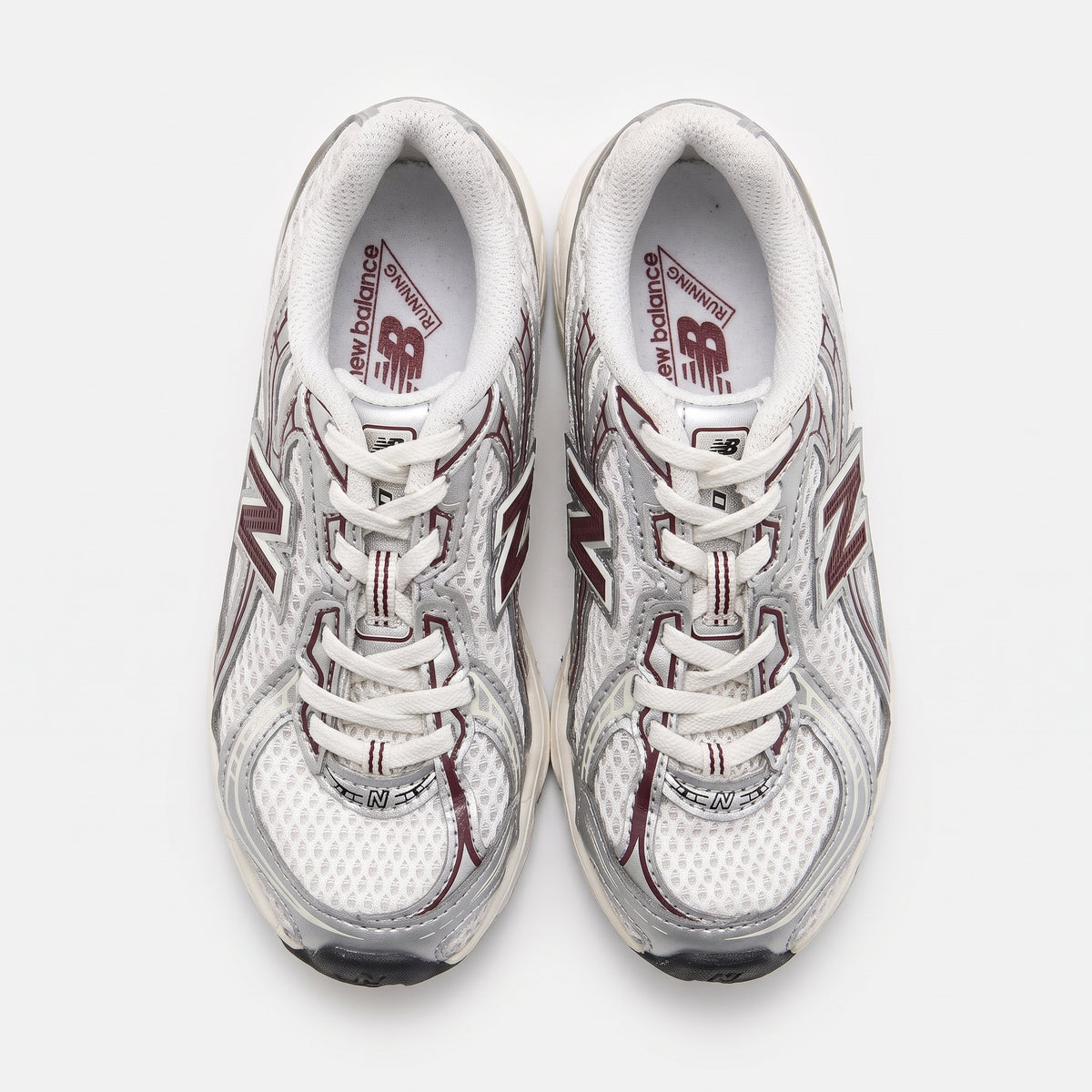 NEW BALANCE - BASKETS - BLANC - 29